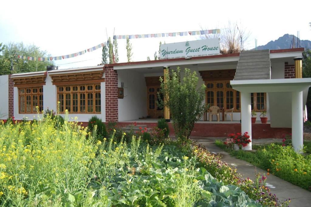 Yourdum Guest House Hundar Esterno foto
